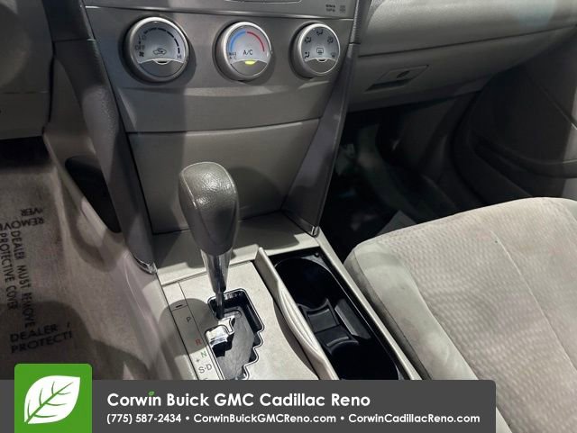 Used 2011 Toyota Camry LE FWD image 25