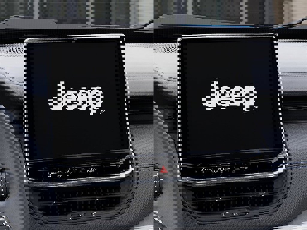 New 2026 Jeep Compass Limited image 18