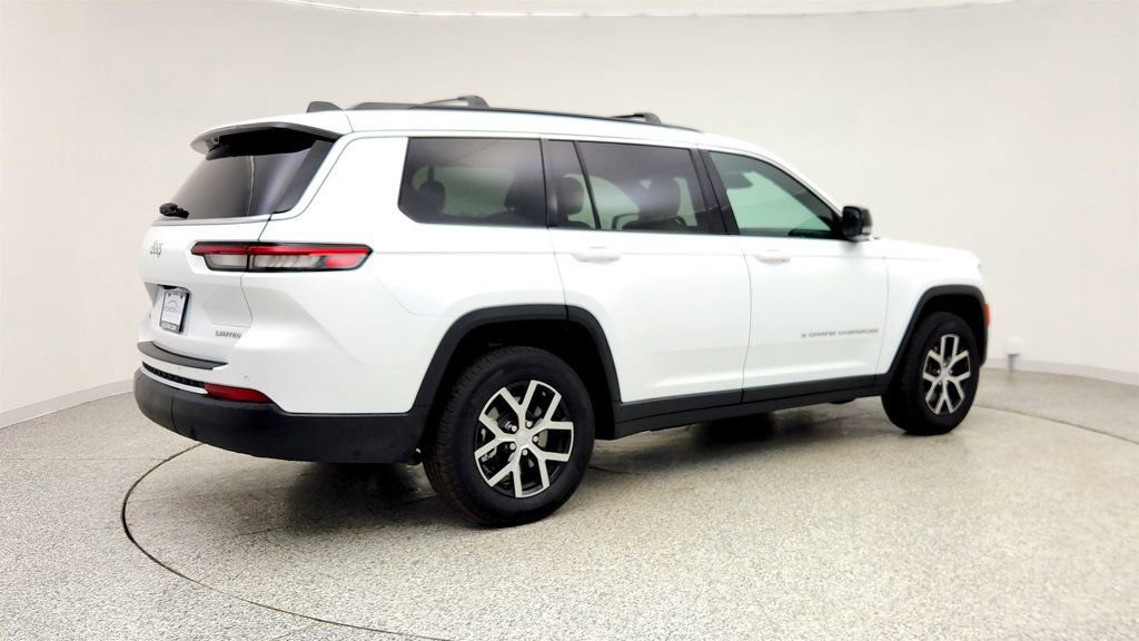 Used 2025 Jeep Grand Cherokee L Limited w/ Luxury Tech Group II AWD/4WD image 5