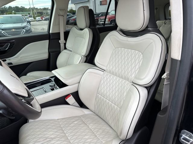 Used 2022 Lincoln Aviator Black Label w/ Dynamic Handling Package image 26