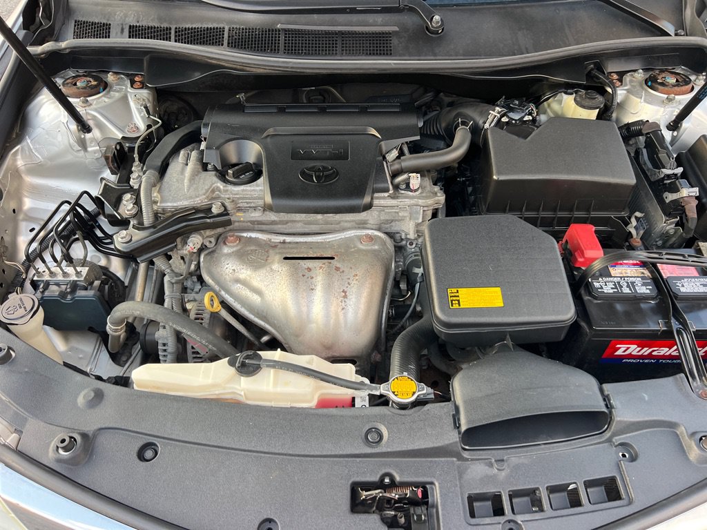 Used 2014 Toyota Camry FWD image 38