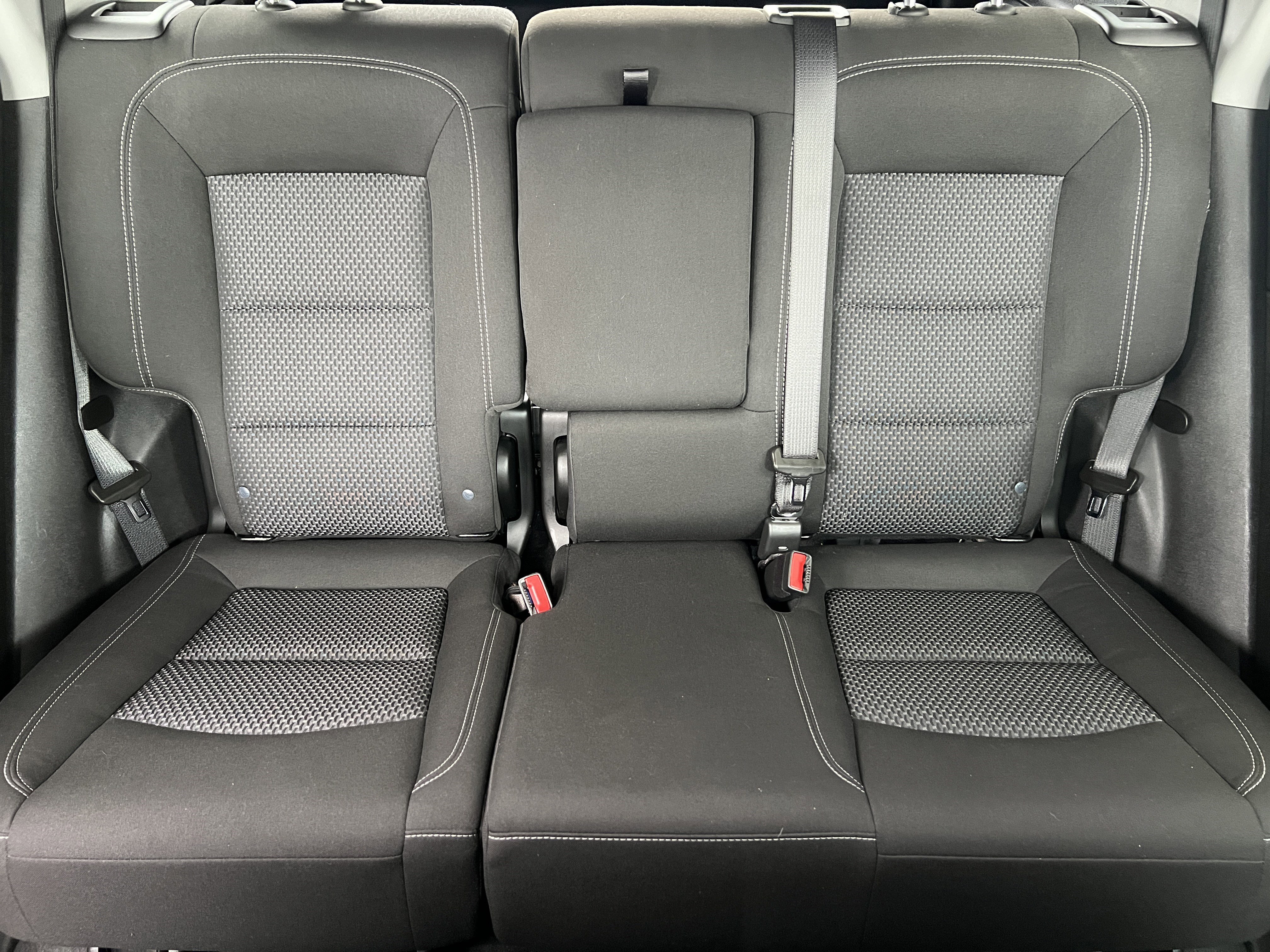 Used 2024 GMC Terrain SLE FWD image 14