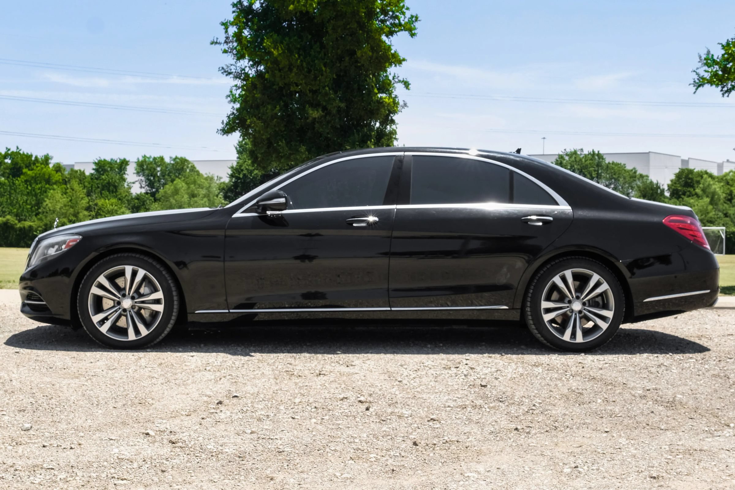 Used 2015 Mercedes-Benz S 550 Sedan image 11