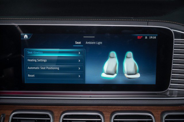 New 2026 Mercedes-Benz GLS 450 4MATIC image 16