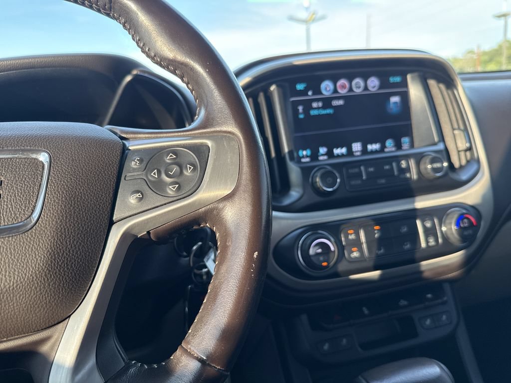 Used 2017 GMC Canyon SLT w/ Trailering Package AWD/4WD image 17