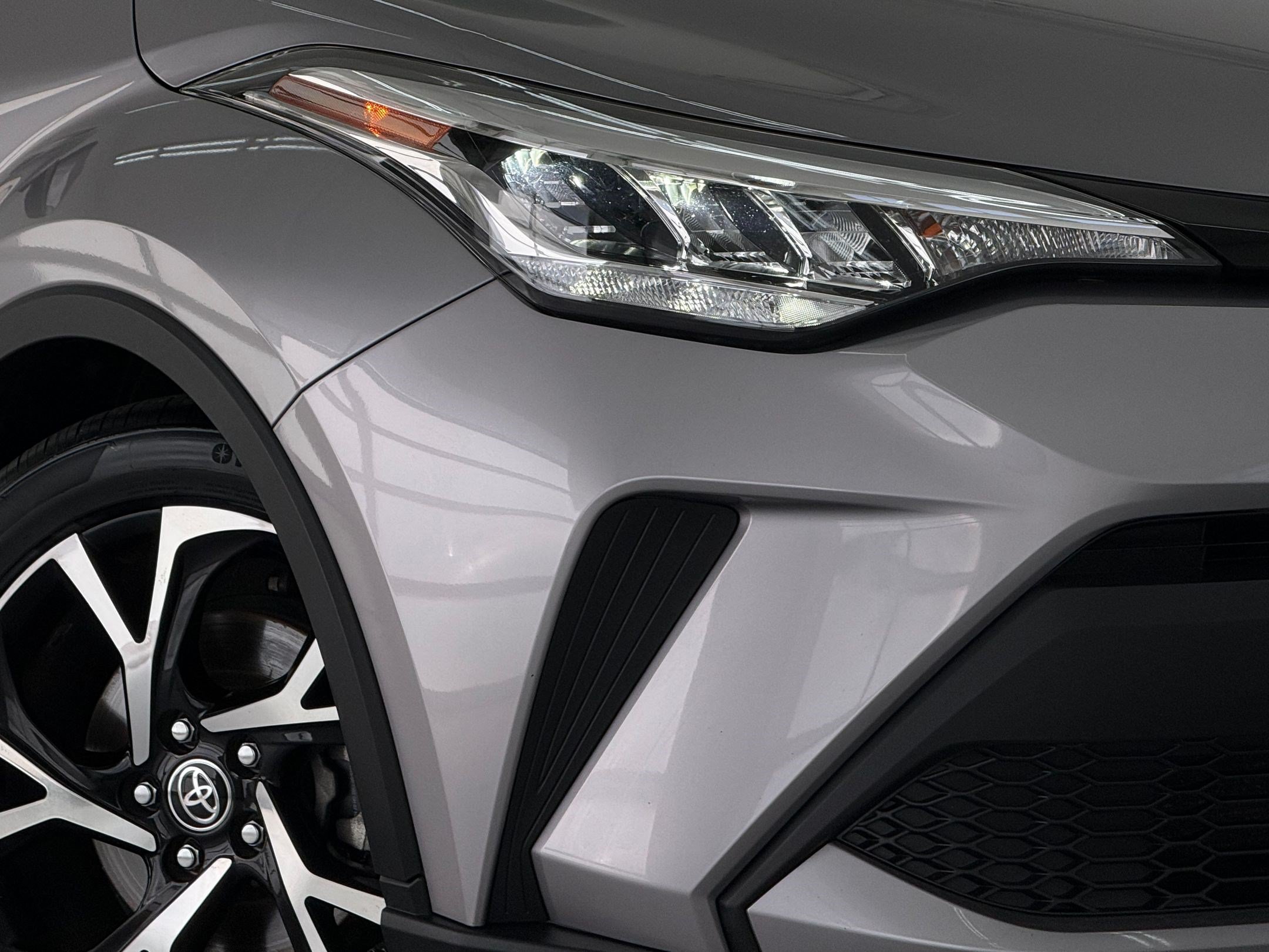 Used 2020 Toyota C-HR XLE FWD image 10