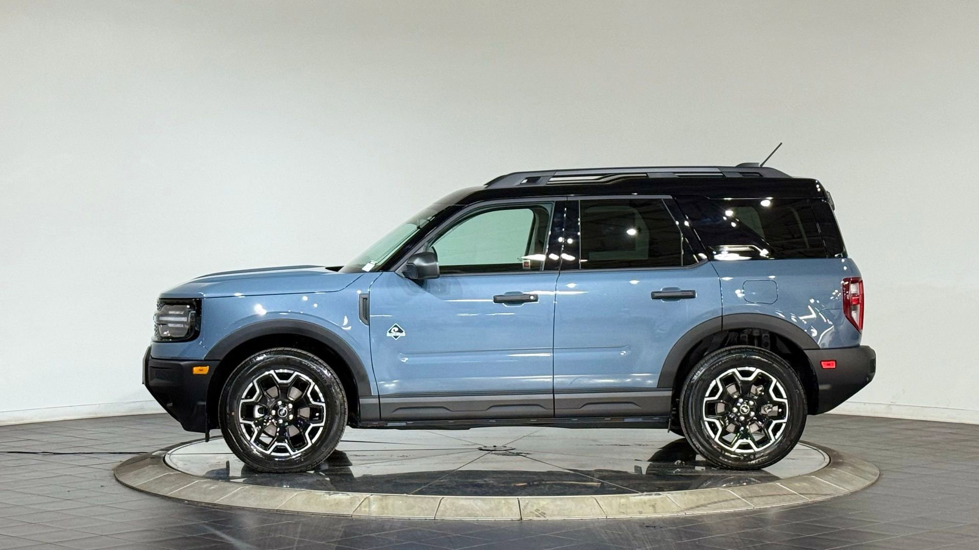 New 2026 Ford Bronco Sport Outer Banks image 6