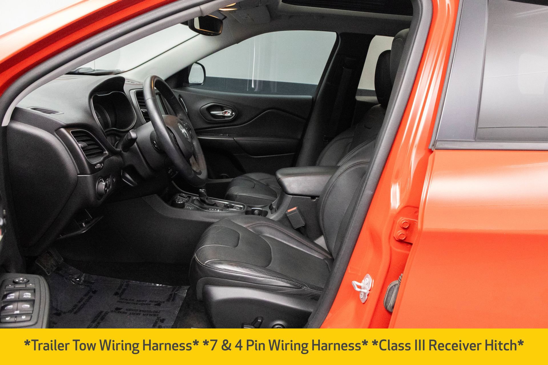 Used 2019 Jeep Cherokee Trailhawk image 6