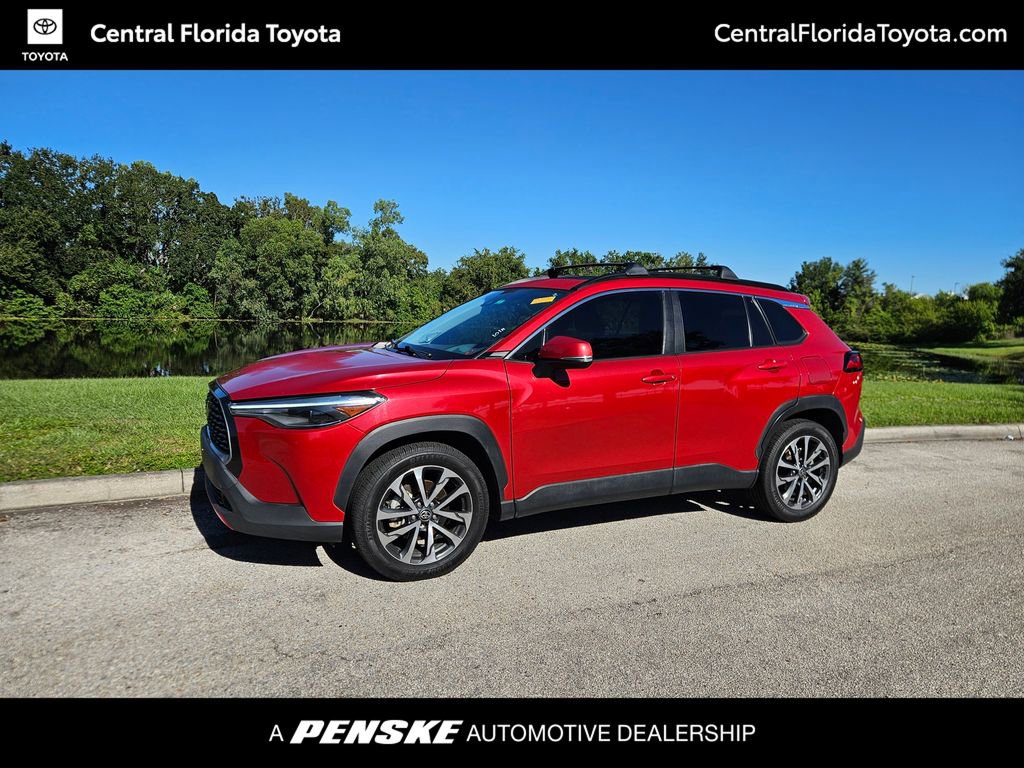 Used 2022 Toyota Corolla Cross XLE