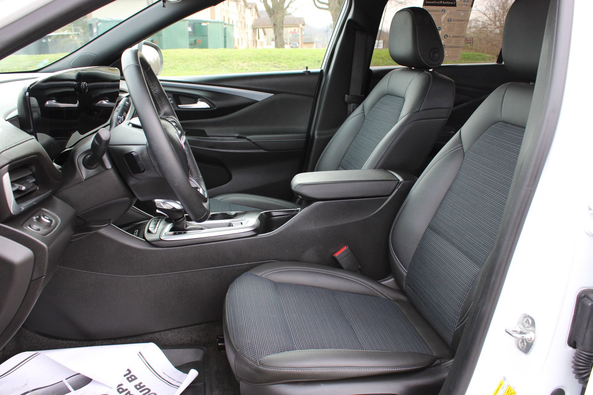 Used 2024 Buick Envista Preferred w/ Convenience I Package image 14