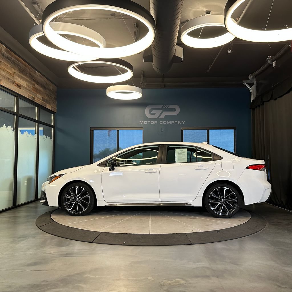 Used 2020 Toyota Corolla SE FWD image 6