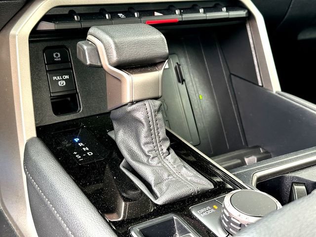 Used 2023 Toyota Tundra Limited w/ Power Package image 17