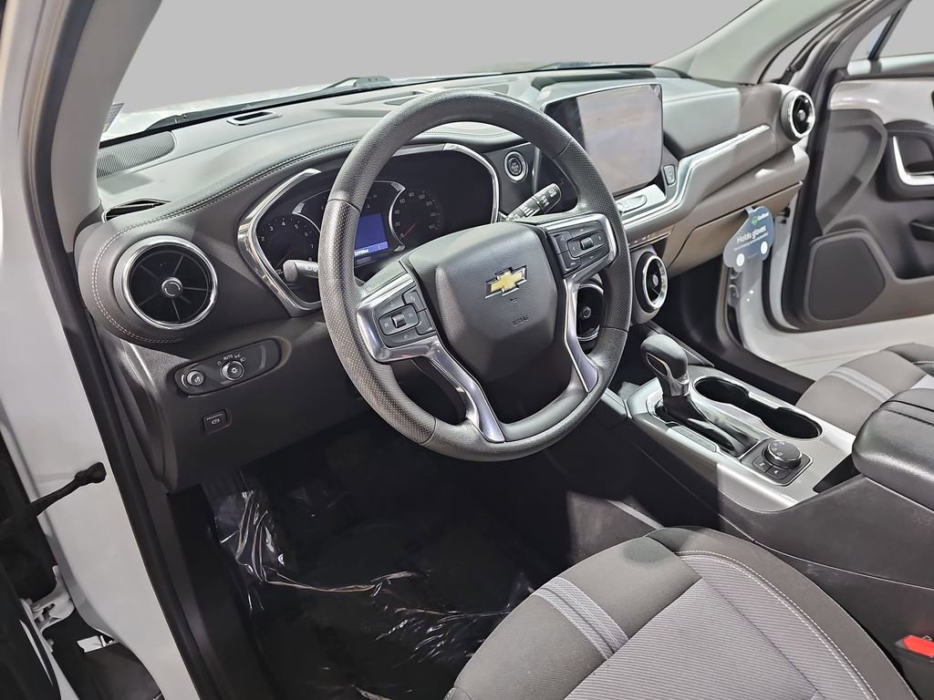 Used 2023 Chevrolet Blazer LT w/ Driver Confidence Package image 19
