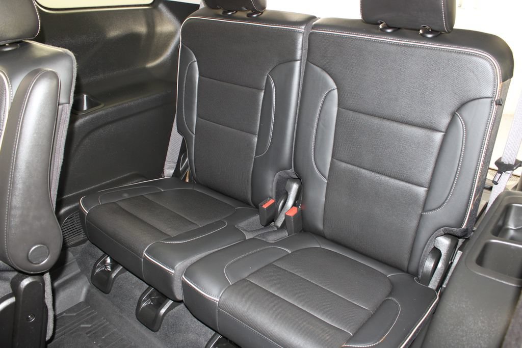 Used 2023 GMC Acadia Denali w/ Denali Ultimate Package FWD image 23
