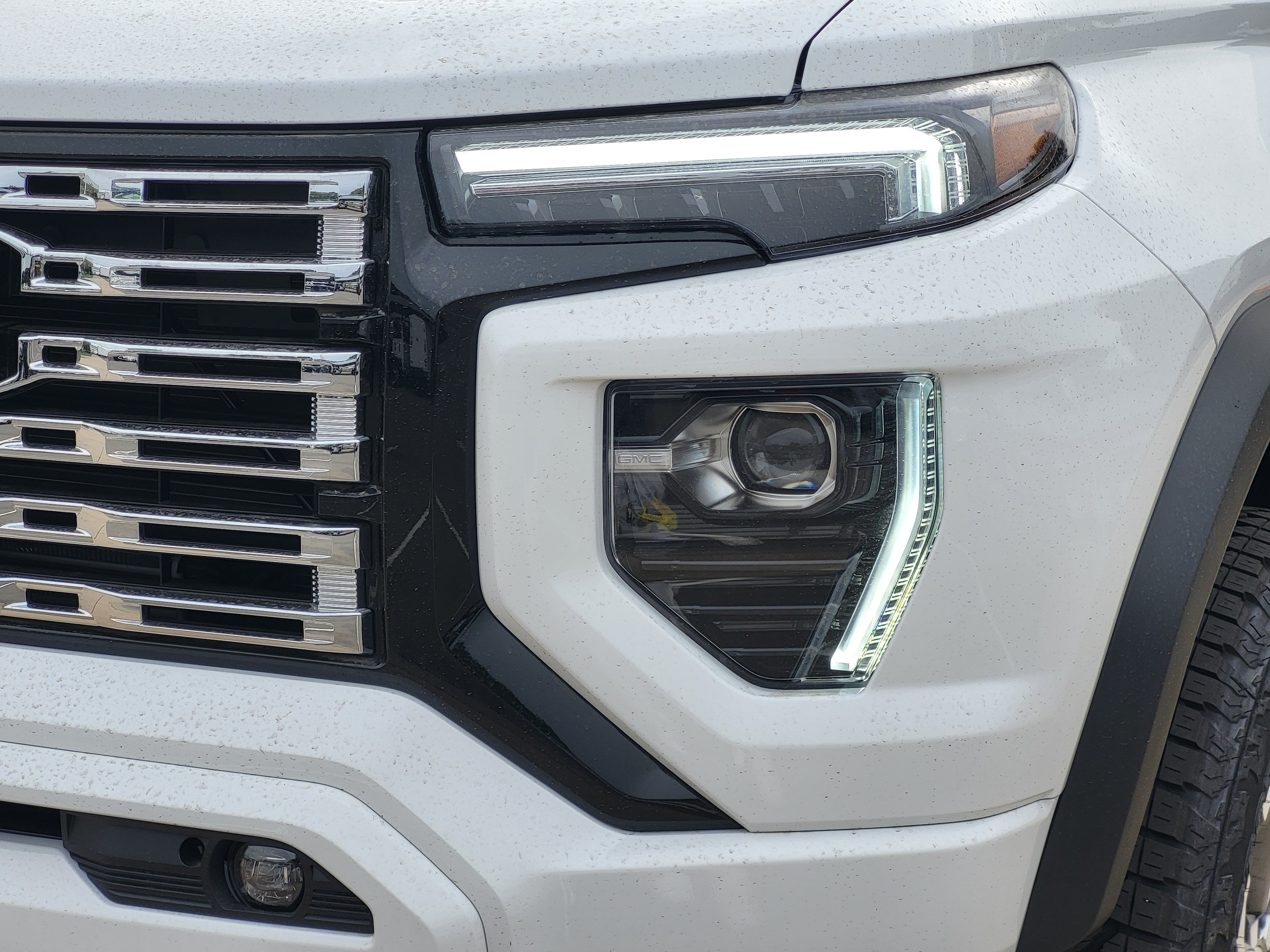 New 2026 GMC Canyon Denali AWD/4WD image 8