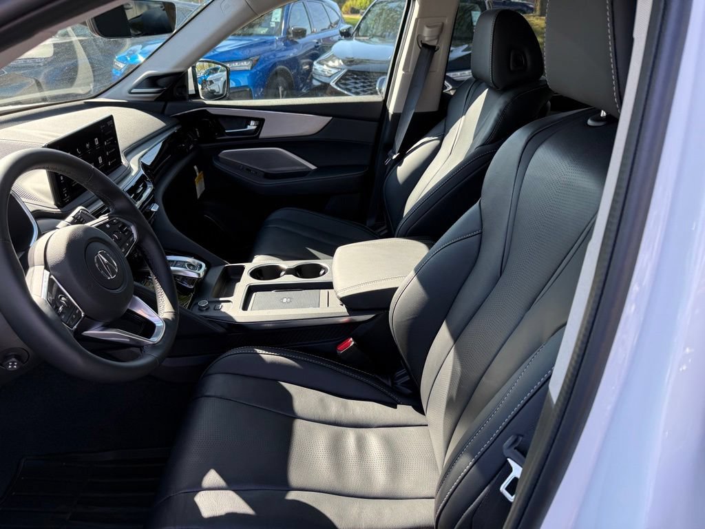 Certified 2026 Acura MDX w/ Technology Package AWD/4WD image 13