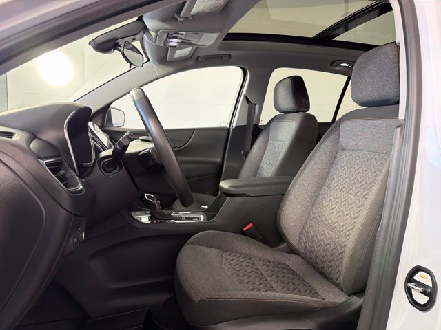 Used 2022 Chevrolet Equinox LT AWD/4WD image 23