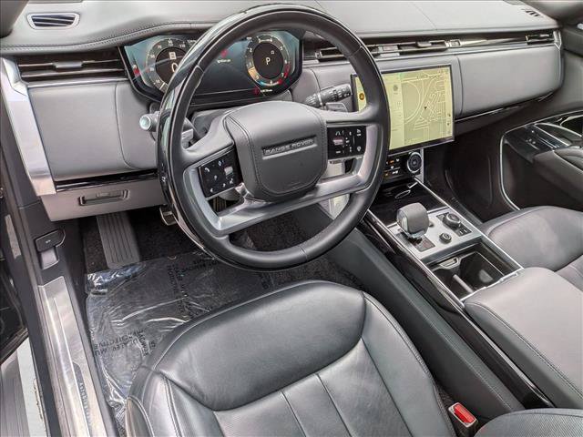 Certified 2023 Land Rover Range Rover Long Wheelbase Autobiography AWD/4WD image 10