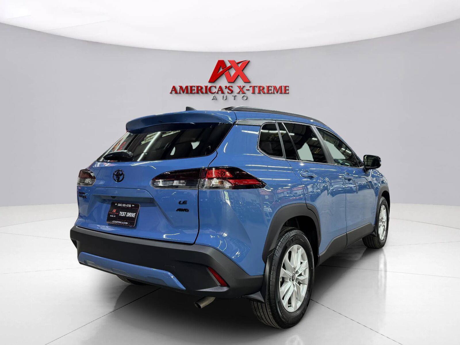 Used 2026 Toyota Corolla Cross LE AWD/4WD image 7
