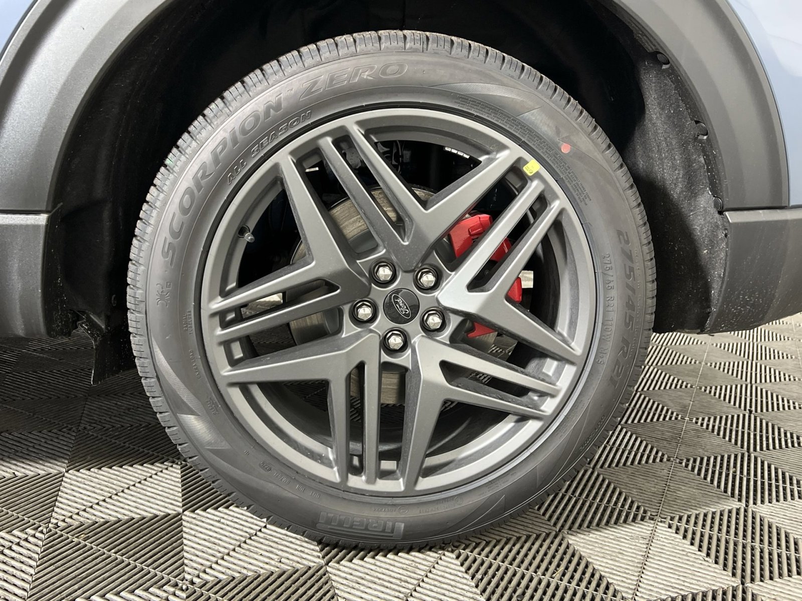 New 2026 Ford Explorer ST-Line w/ ST-Line Street Pack image 12