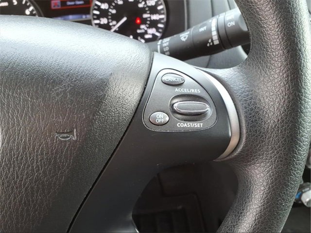 Used 2020 Nissan Pathfinder S image 19