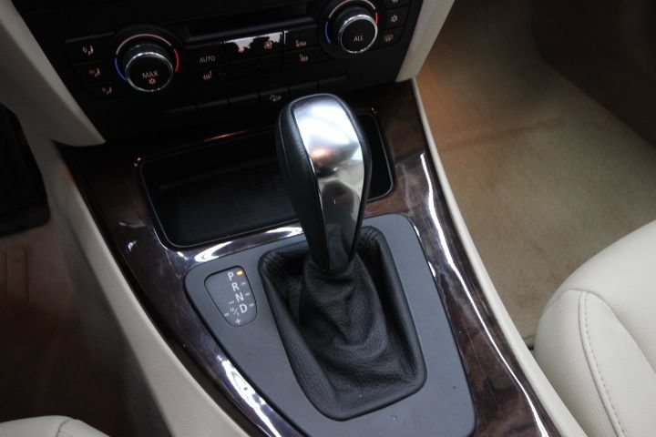 Used 2010 BMW 328i xDrive Coupe AWD/4WD image 20