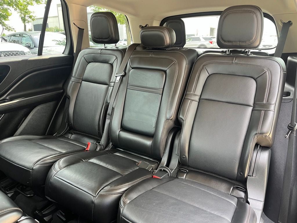 Certified 2023 Lincoln Aviator Reserve w/ Equipment Group 201A AWD/4WD image 14