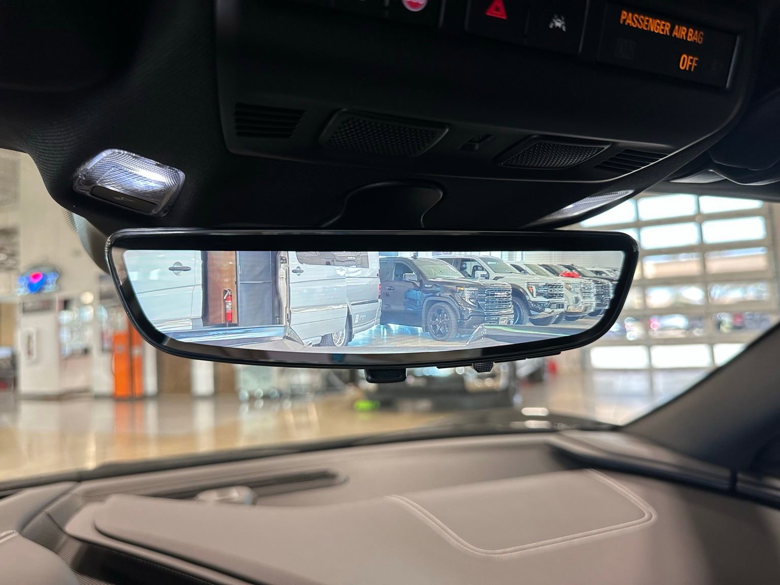 Used 2025 Chevrolet Corvette E-Ray image 38