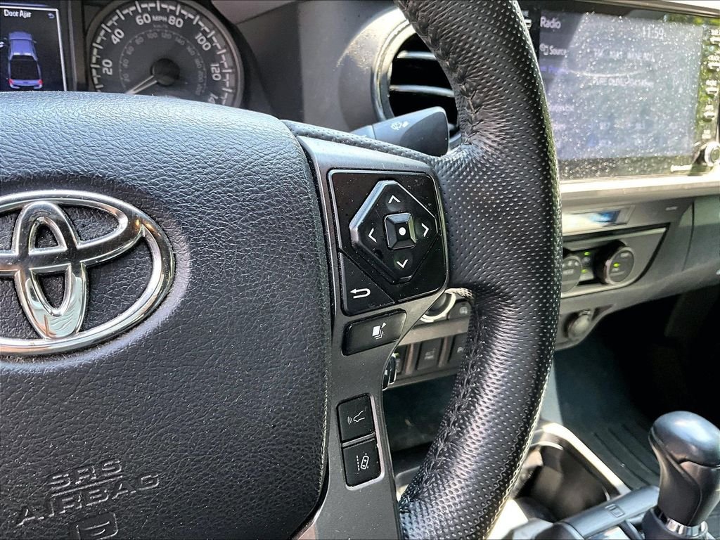 Used 2021 Toyota Tacoma TRD Off-Road w/ Technology Package AWD/4WD image 21