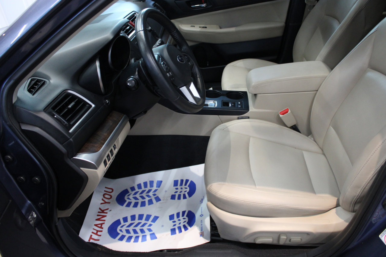 Used 2017 Subaru Outback 2.5i Limited image 11