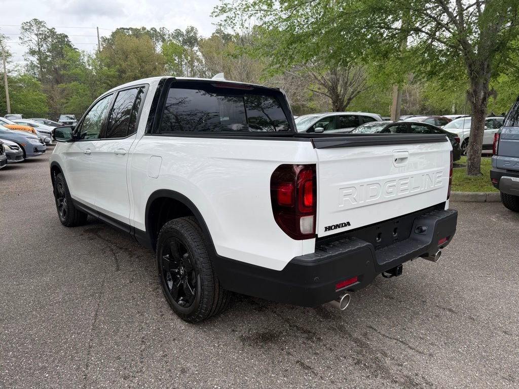 New 2026 Honda Ridgeline Black Edition image 4