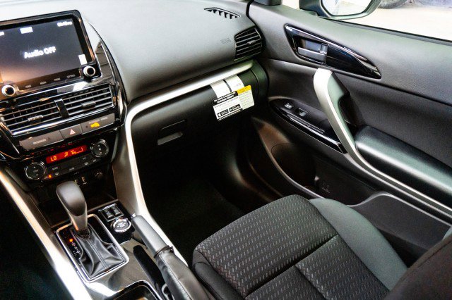 New 2026 Mitsubishi Eclipse Cross LE AWD/4WD image 18