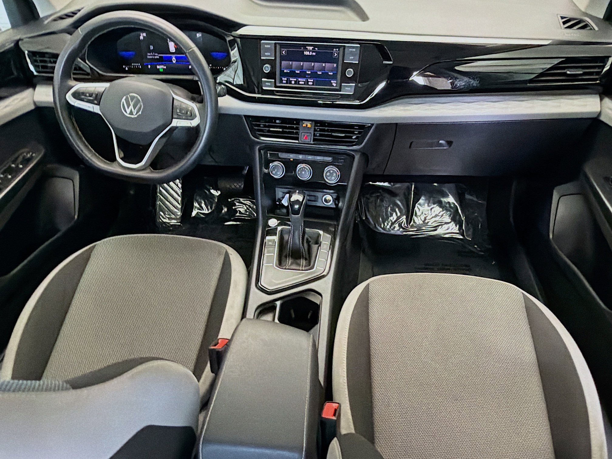 Used 2024 Volkswagen Taos S image 12