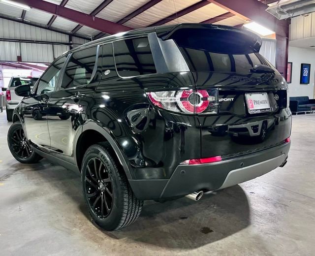 Used 2019 Land Rover Discovery Sport SE AWD/4WD image 7