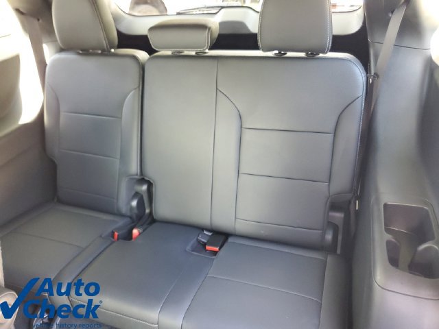 Used 2025 Chevrolet Traverse LT FWD image 12