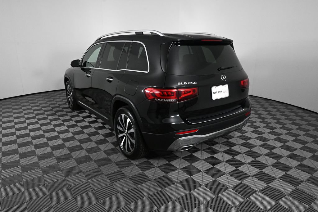 Certified 2022 Mercedes-Benz GLB 250 image 4