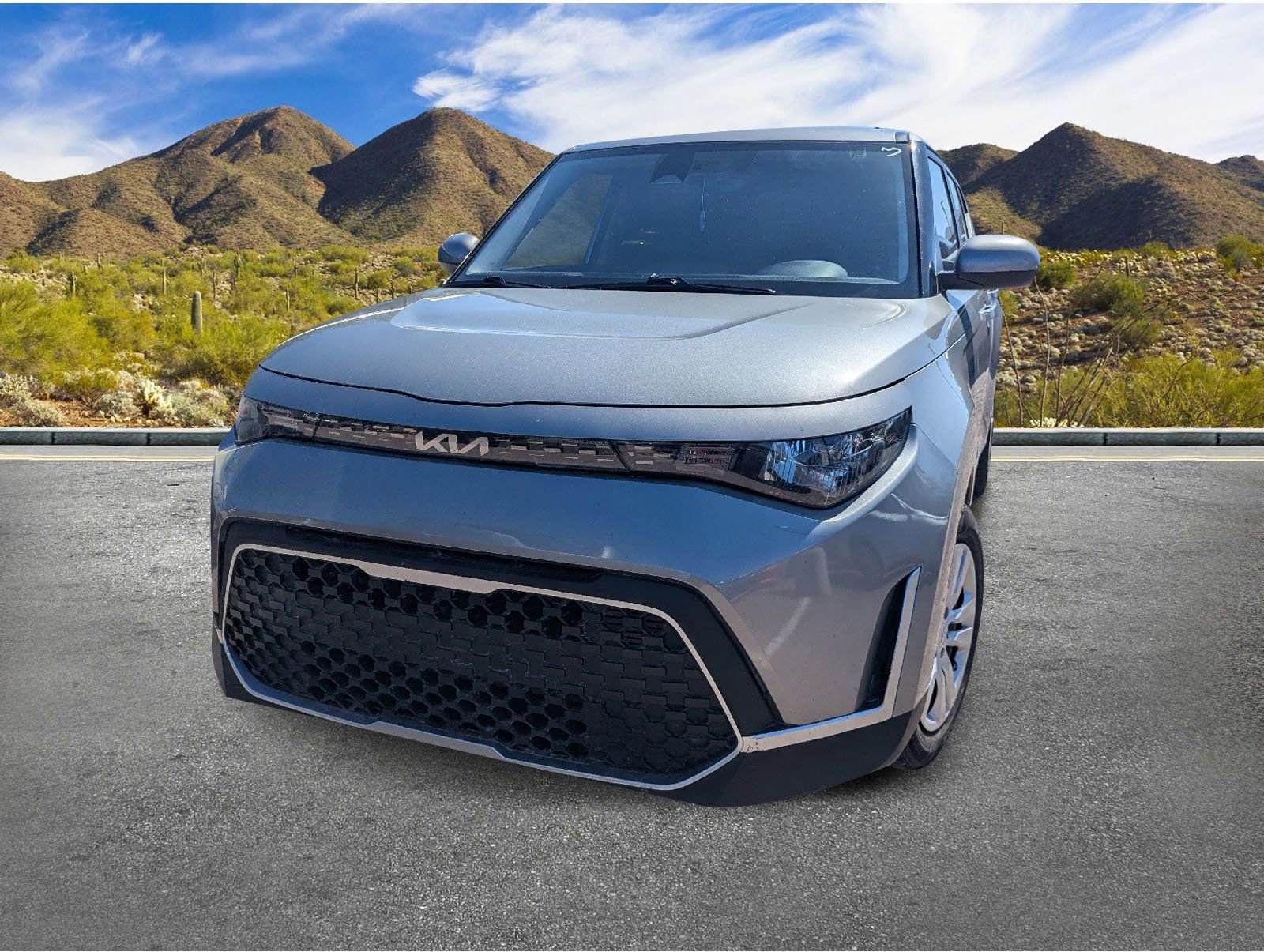 Used 2023 Kia Soul LX FWD image 2