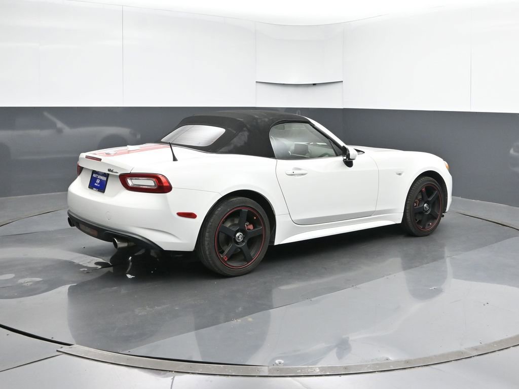 Used 2019 FIAT 124 Spider Classica w/ Technology Group image 5