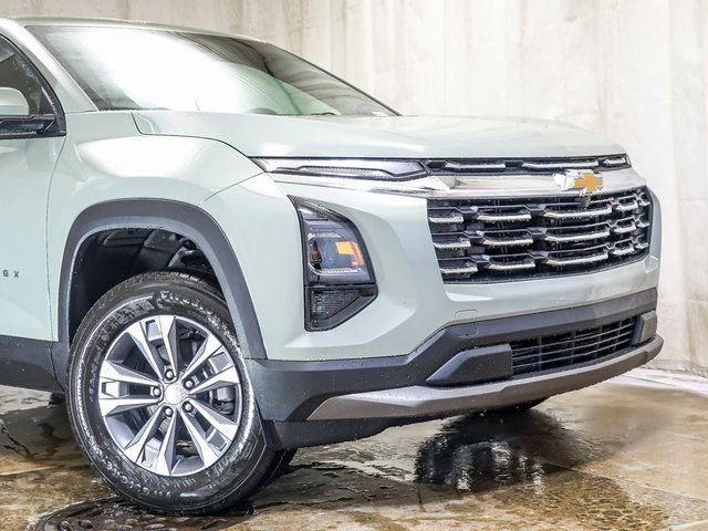 New 2026 Chevrolet Equinox LT w/ Convenience Package II image 3