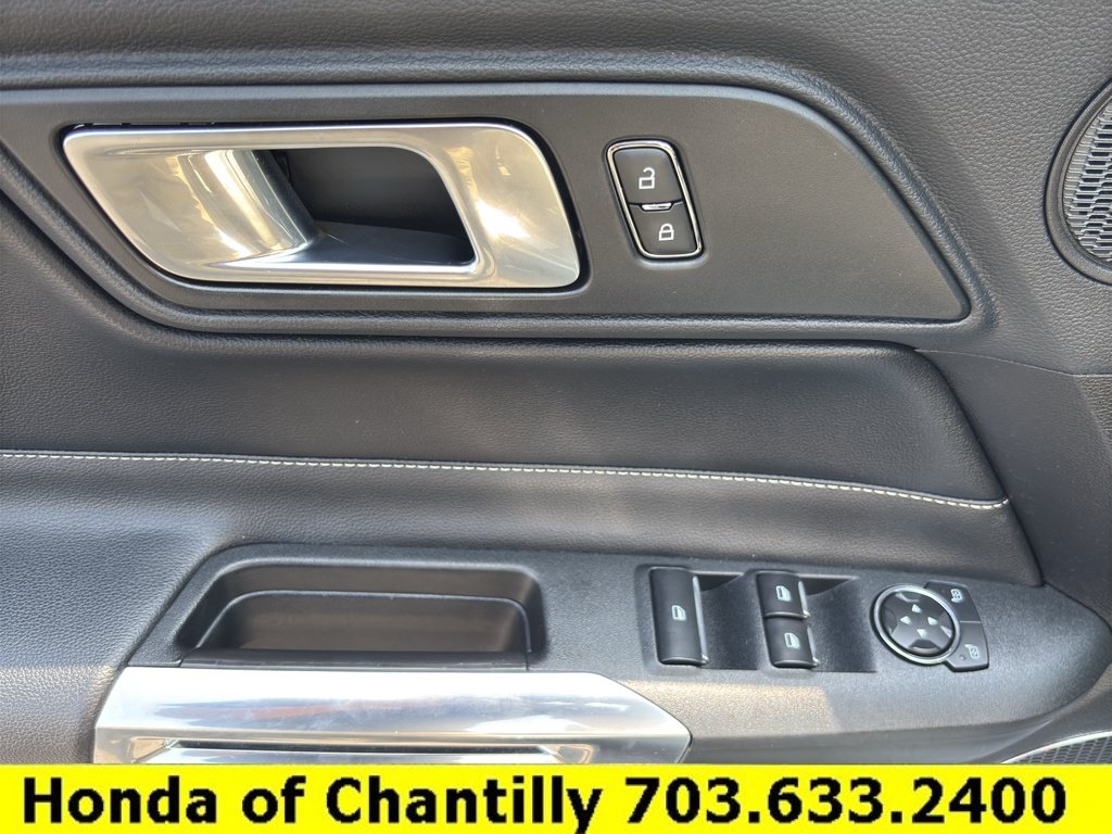 Used 2022 Ford Mustang Premium RWD image 19