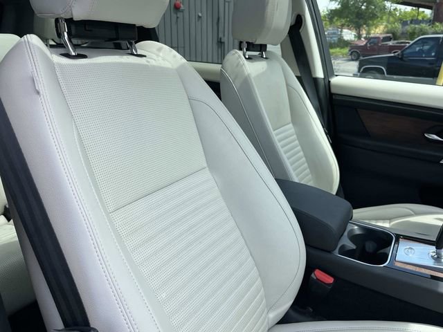 Used 2023 Land Rover Discovery Sport S AWD/4WD image 32