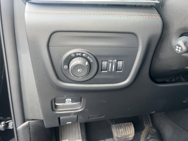 Used 2024 Jeep Grand Cherokee L Summit image 18