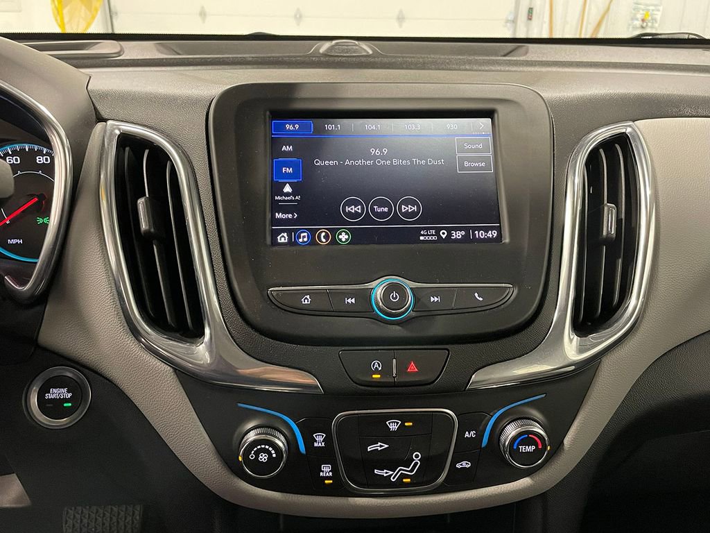 Used 2023 Chevrolet Equinox LS image 29