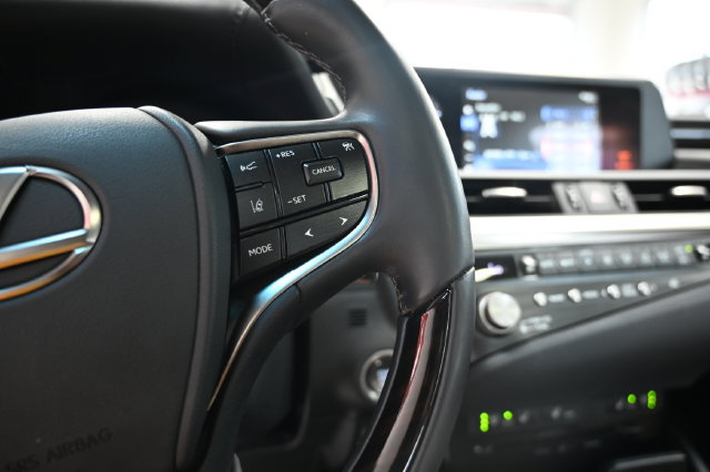Used 2021 Lexus ES 250 w/ Premium Package AWD/4WD image 26