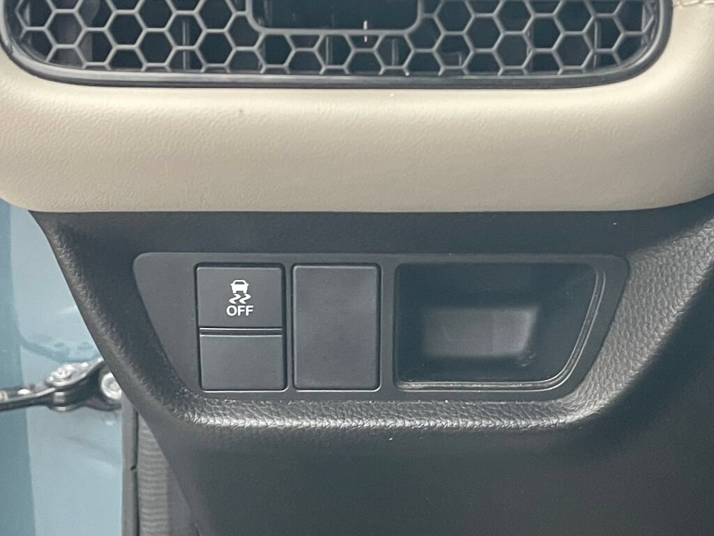 Used 2024 Honda HR-V LX image 19