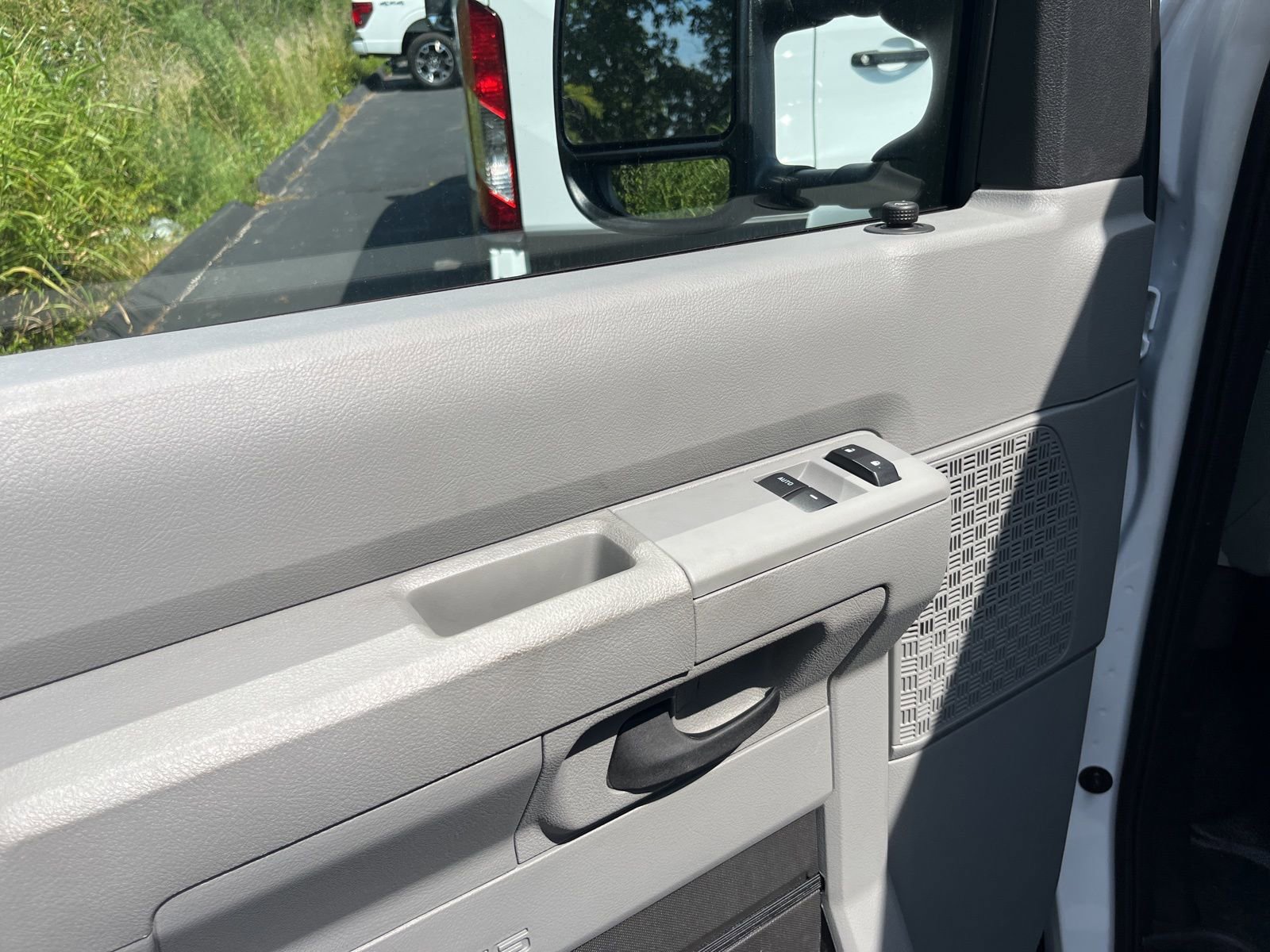 New 2026 Ford E-350 and Econoline 350 Super Duty w/ Power Equipment Group image 21