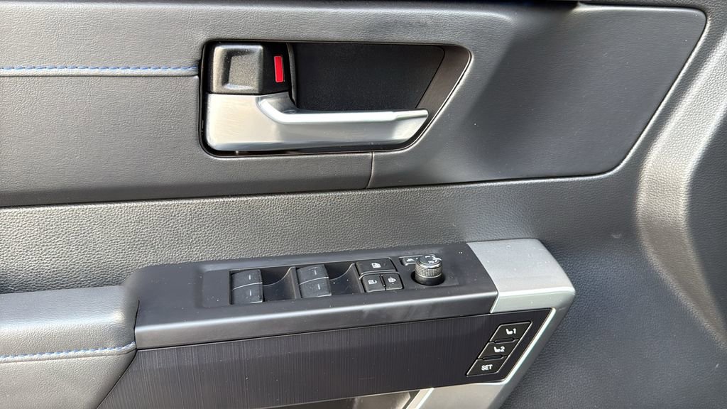 Used 2024 Toyota Sequoia Platinum AWD/4WD image 13