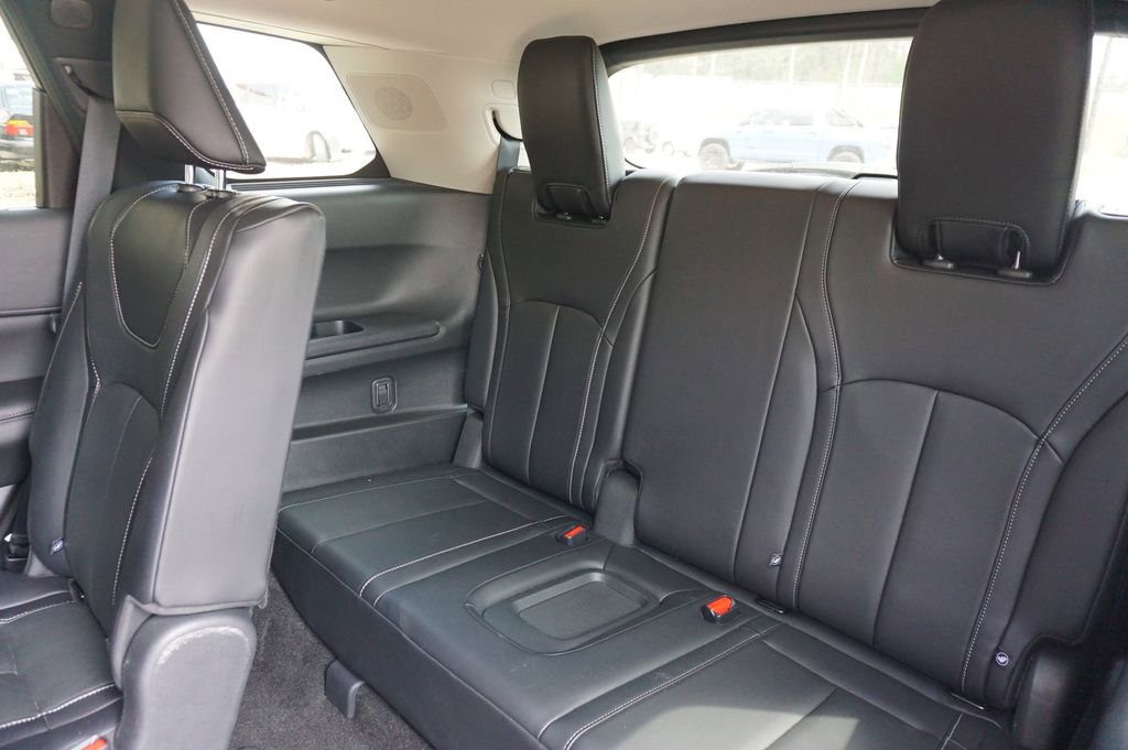 Used 2023 INFINITI QX60 Luxe w/ Cargo Package image 17