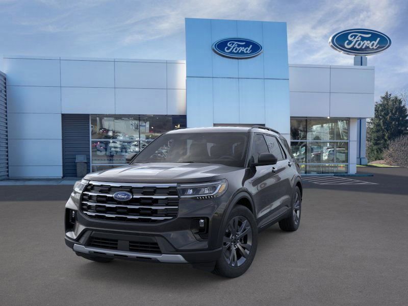 New 2026 Ford Explorer Active w/ Active Comfort Package image 2