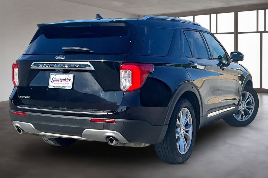 Used 2021 Ford Explorer Limited w/ Equipment Group 301A RWD image 6
